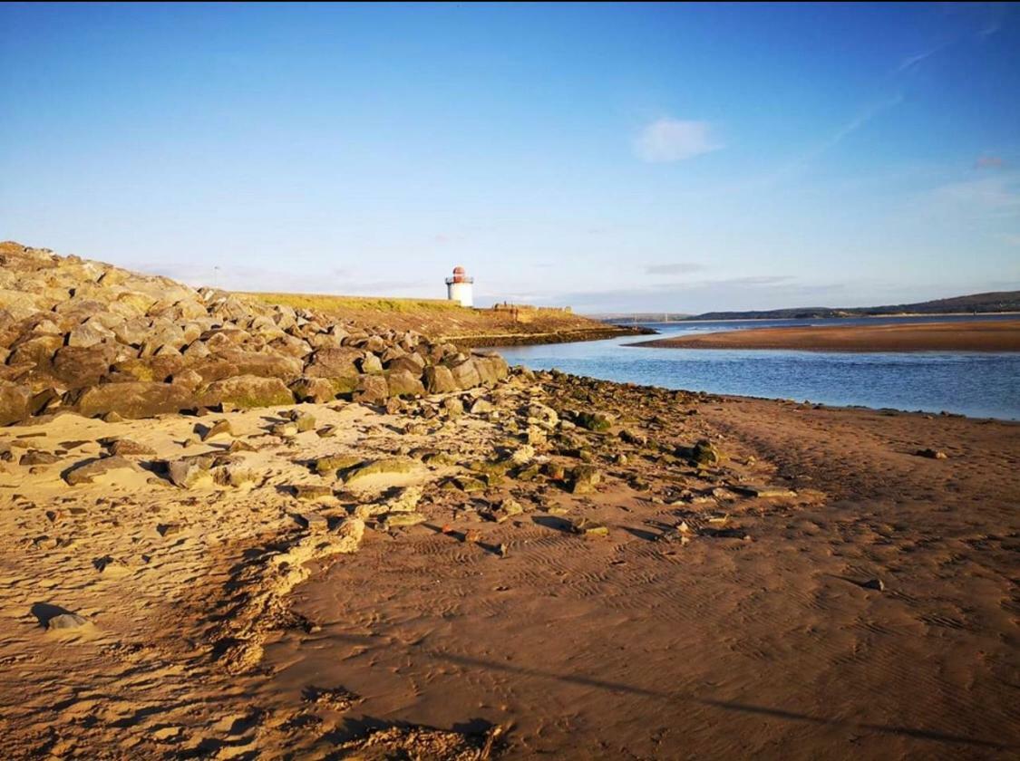 Oak Leaf Cottage Burry Port Bagian luar foto