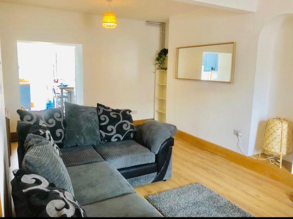 Oak Leaf Cottage Burry Port Bagian luar foto